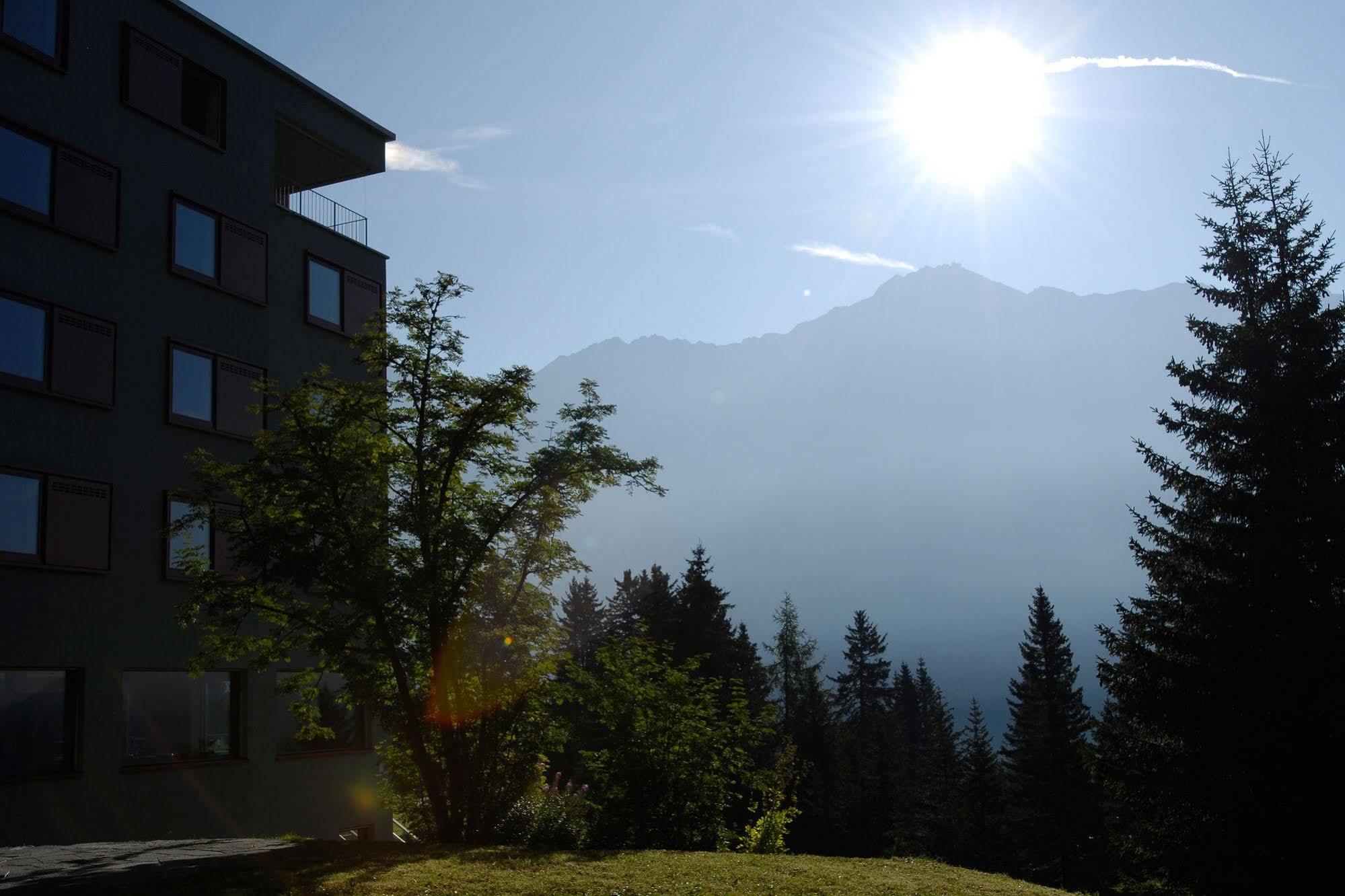 Valbella-Lenzerheide Youth Hostel 외부 사진