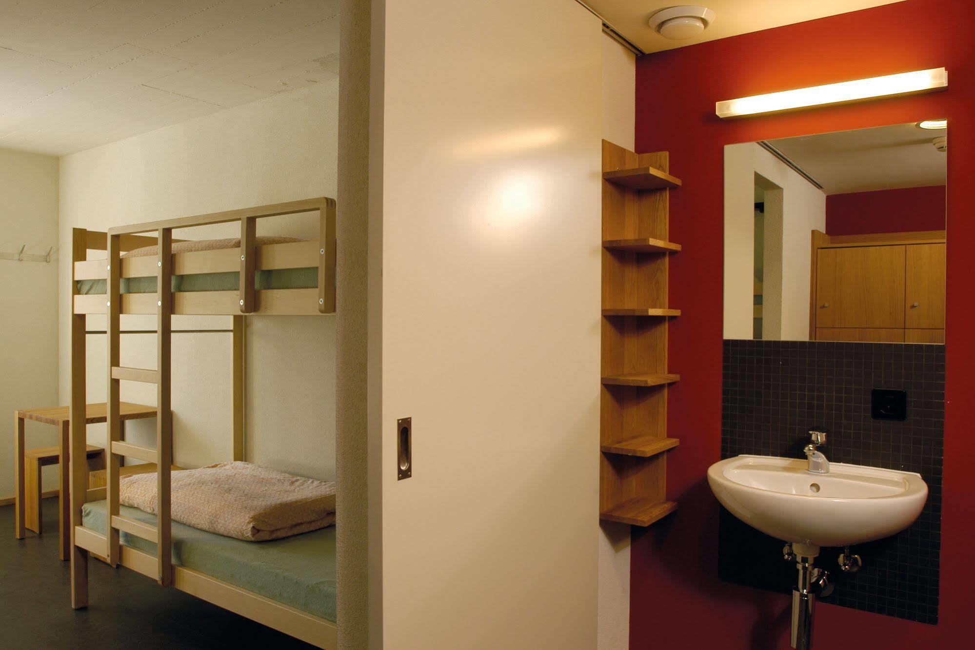 Valbella-Lenzerheide Youth Hostel 외부 사진
